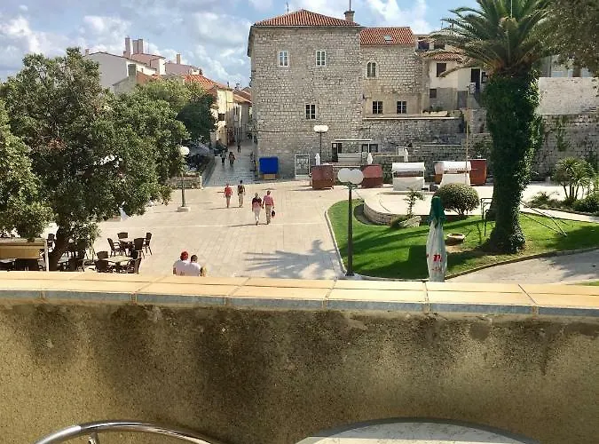 Ribaric بيت ضيافة راب