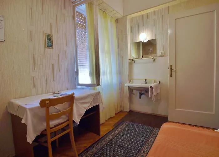 بيت ضيافة Ribaric 2*